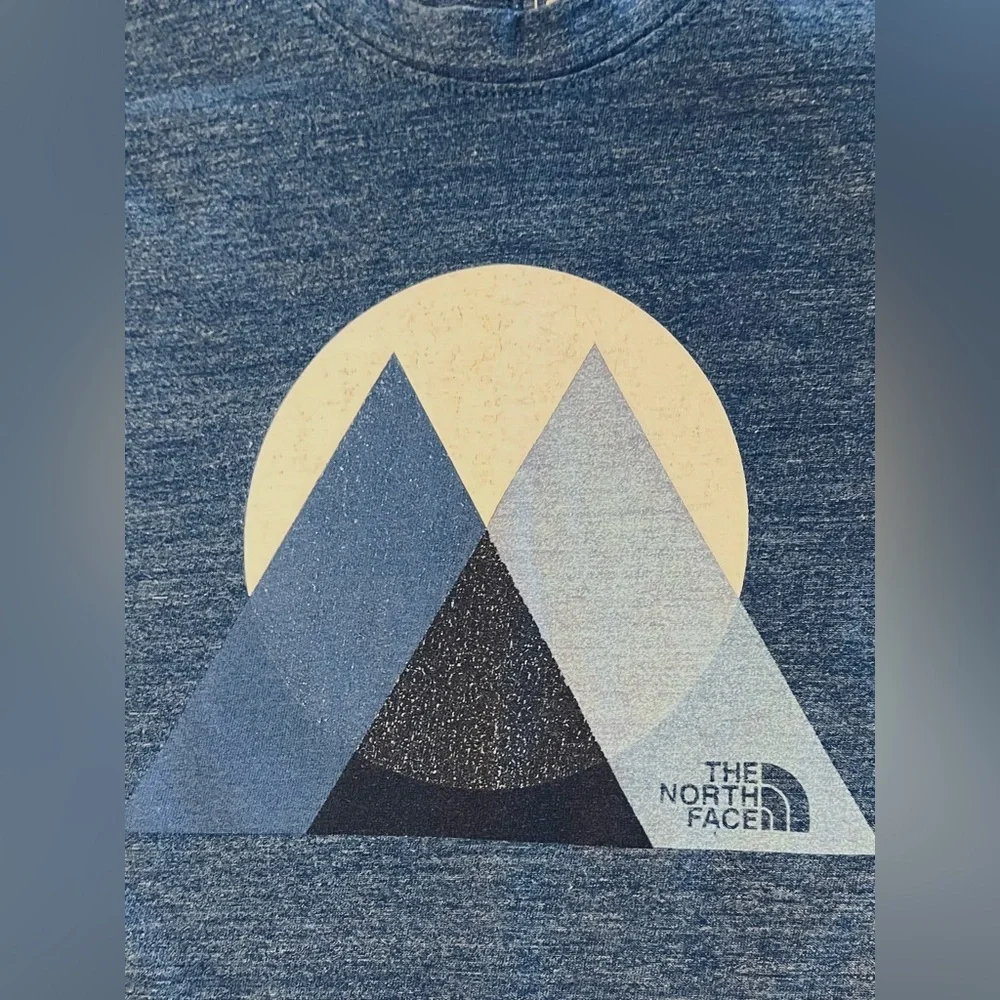 The North Face Tank Racer Back Graphic heathered Blue SZ. Sm Women’s - Picture 5 of 11